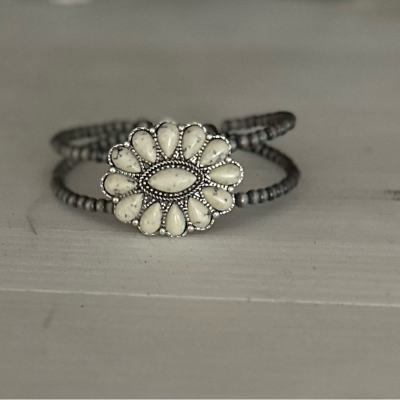 NWT Bohemian Cuff Bracelet - Picture 1 of 8